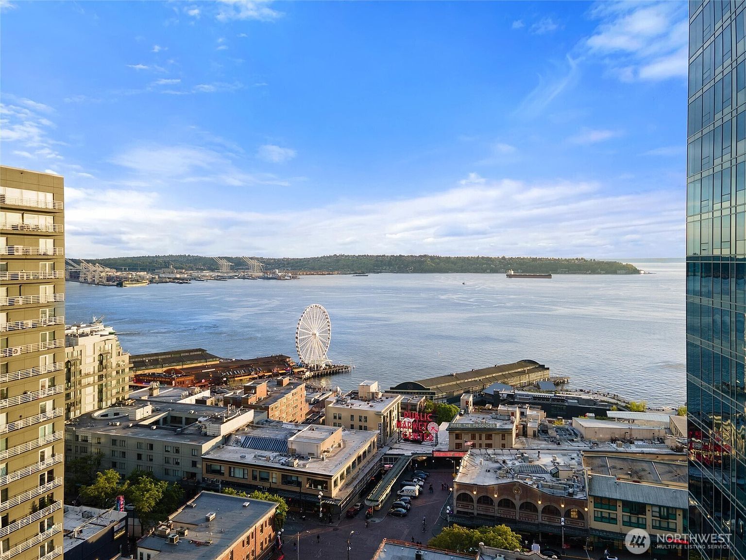 1519 3rd Ave APT 501 Seattle, WA 98101 - Thumbnail 3