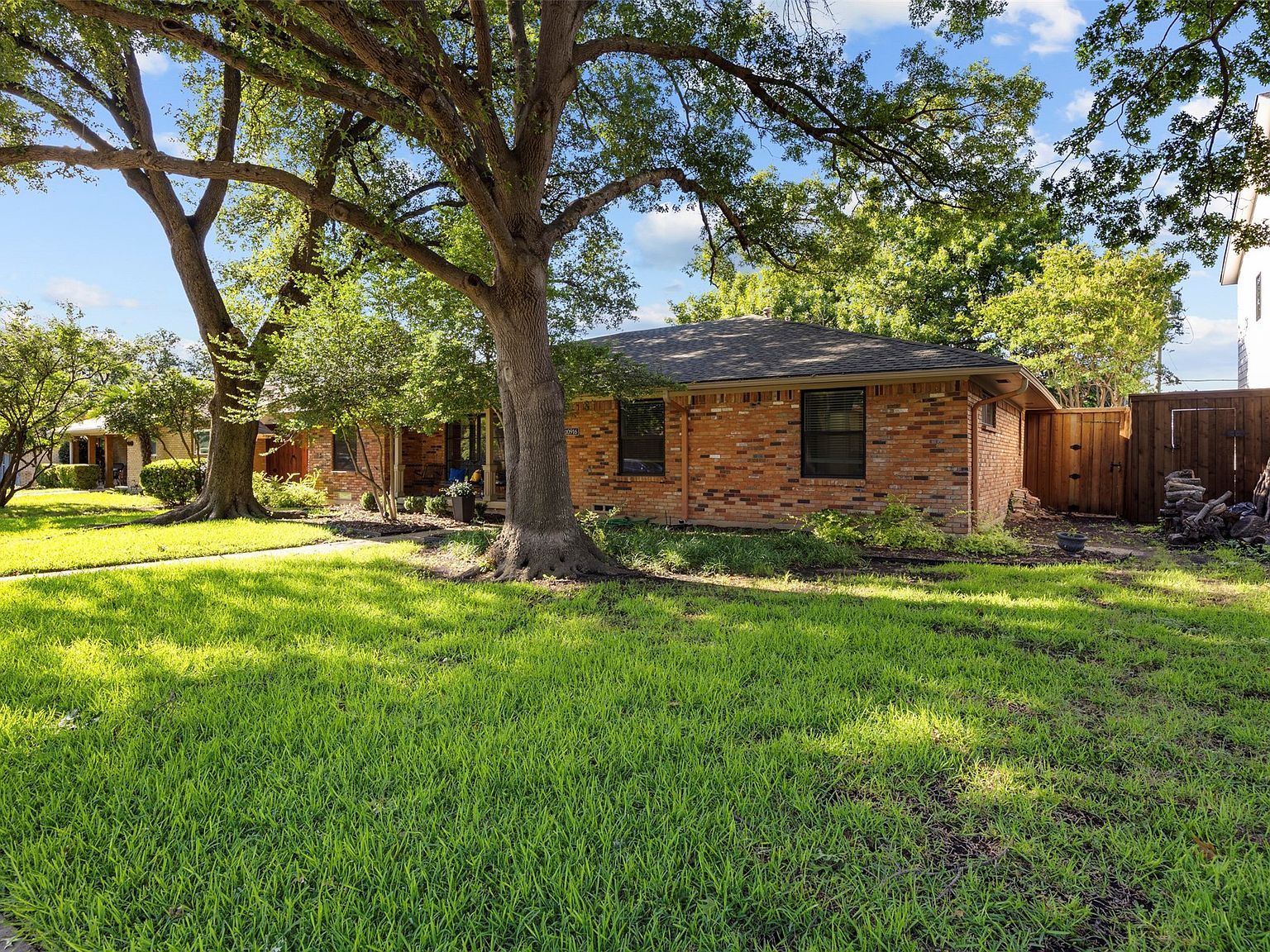 10916 Ferndale Rd Dallas, TX 75238 - Thumbnail 3