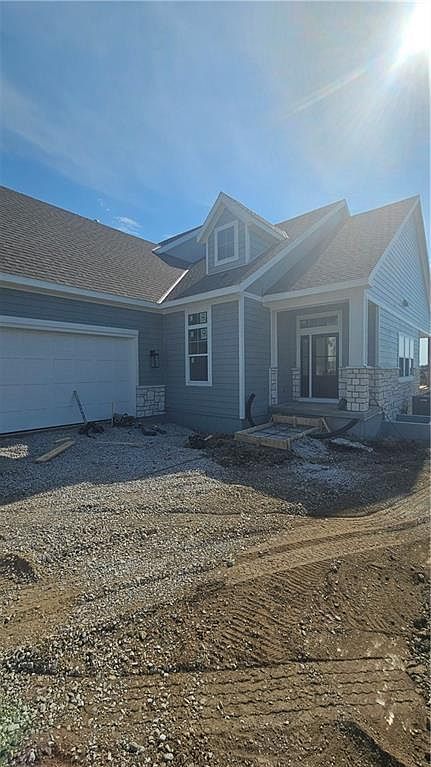 13431 W 174th Ter Overland Park, KS 66221 - Thumbnail 3