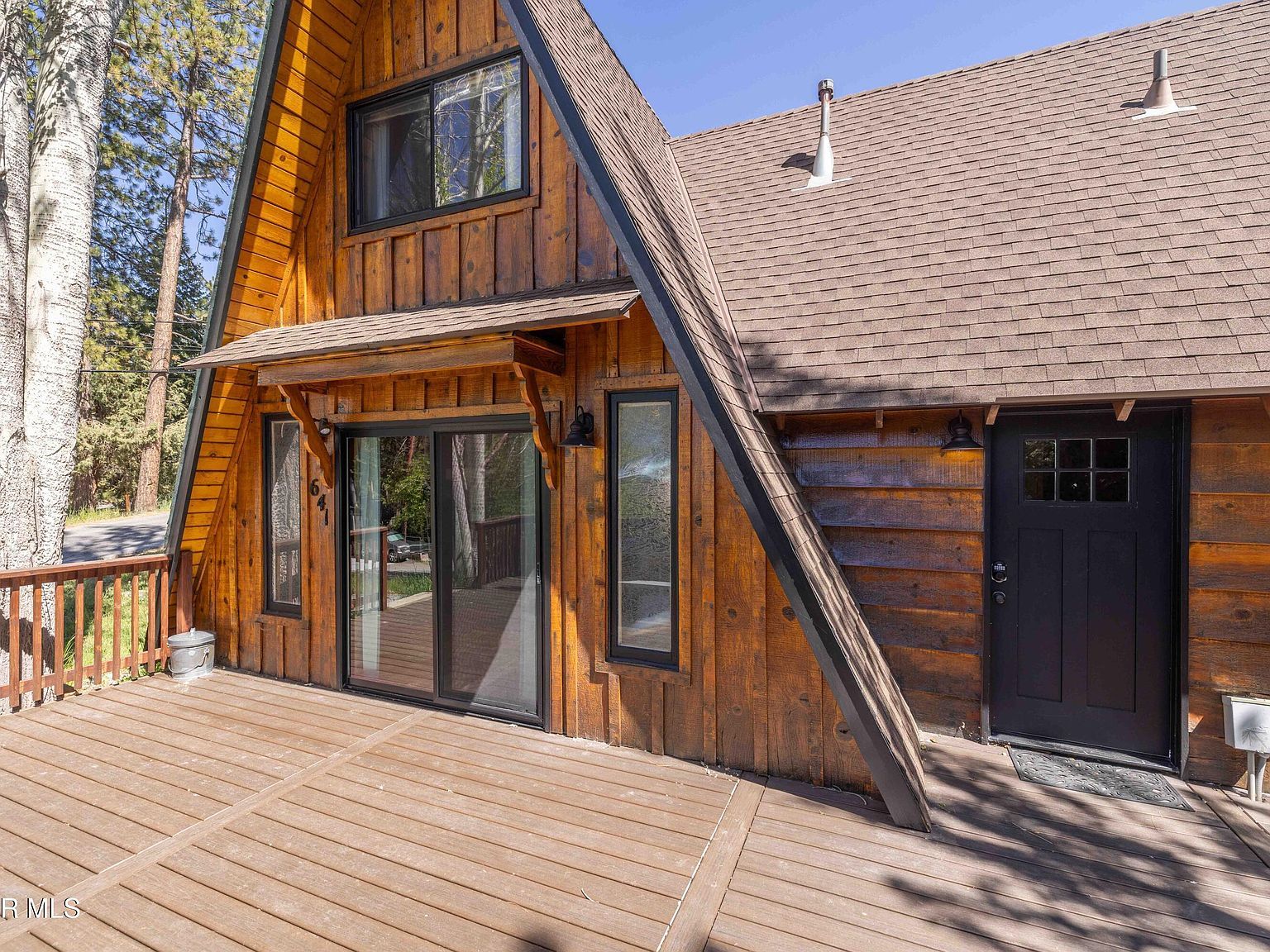 641 Silver Tip Dr Big Bear Lake, CA 92315 - Thumbnail 3