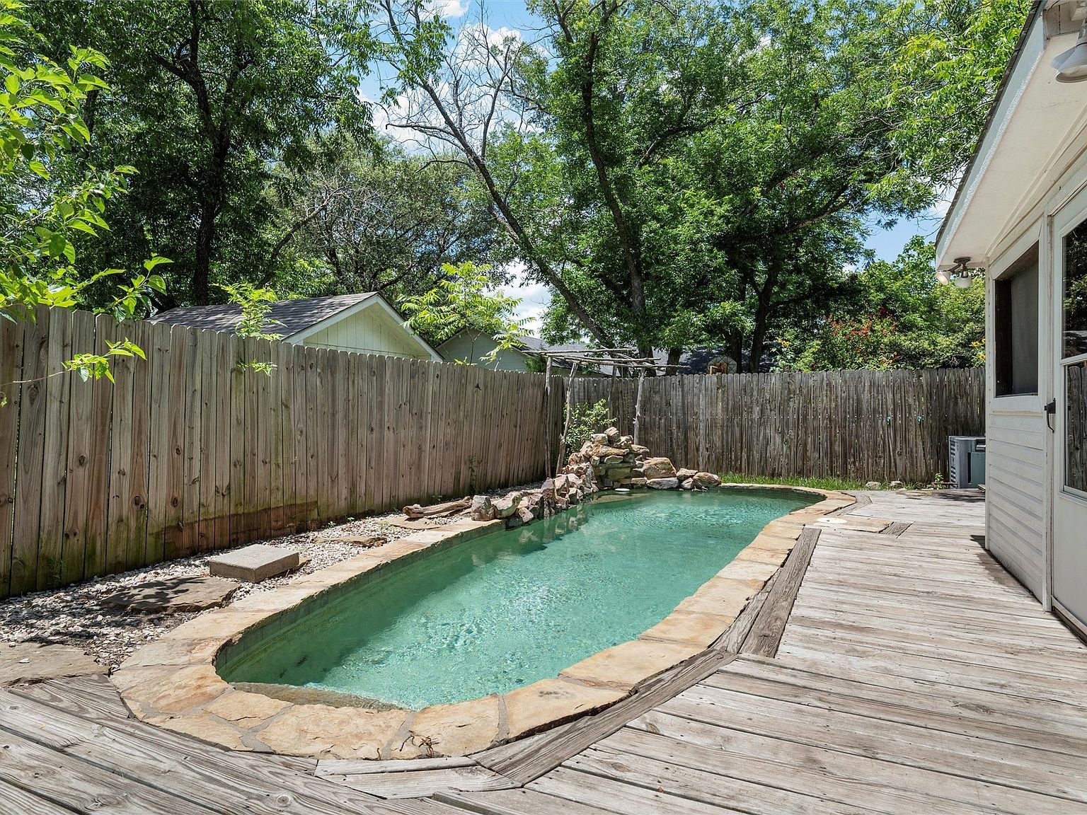 308 S Reagan St West, TX 76691 - Thumbnail 3