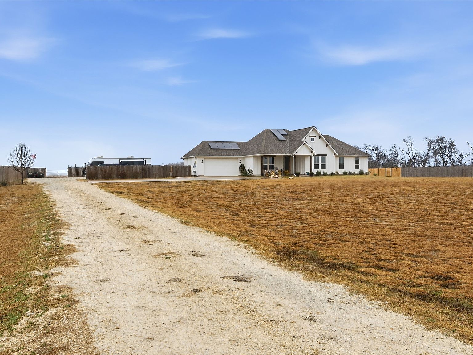 1292 Whiskey Holw West, TX 76691 - Thumbnail 3