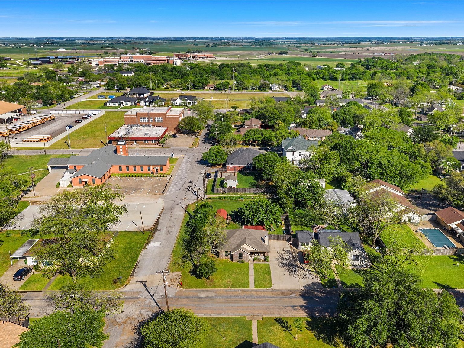 814 N Harrison St West, TX 76691 - Thumbnail 3