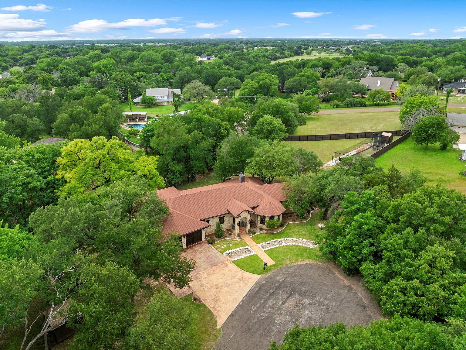 139 Silver Valley Waco, TX 76705 - Thumbnail 3