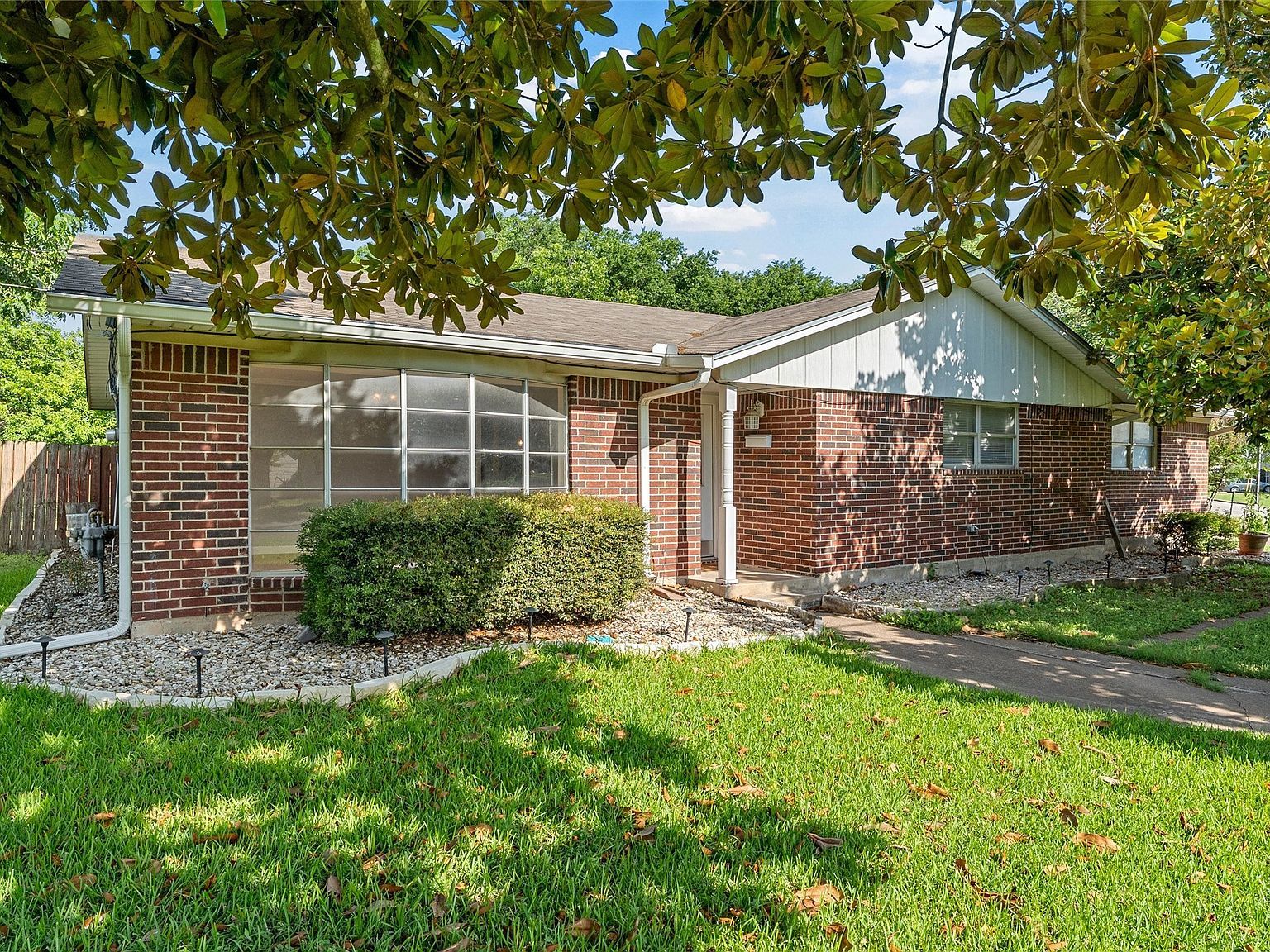 605 N Roberts St West, TX 76691 - Thumbnail 3