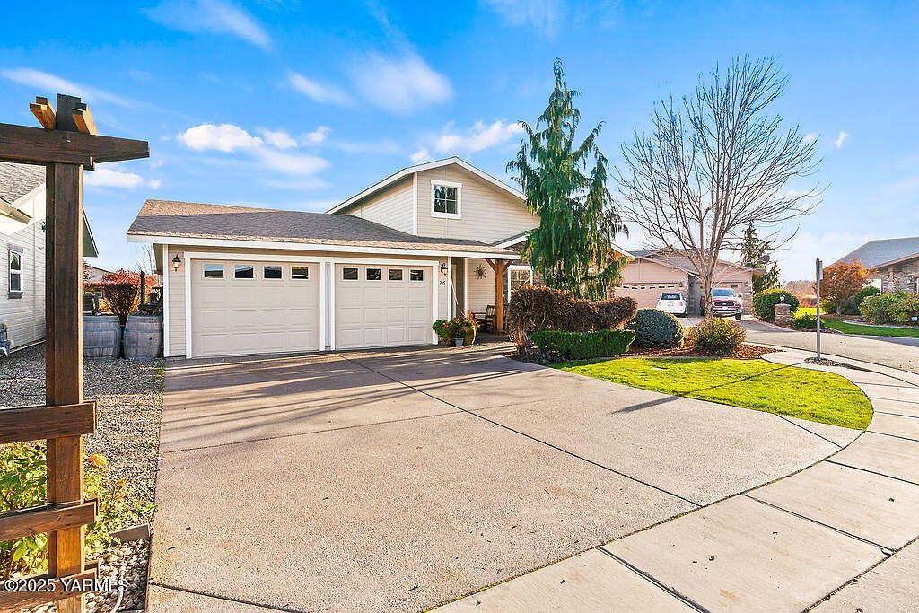 705 Kachess Ln Zillah, WA 98953 - Thumbnail 3