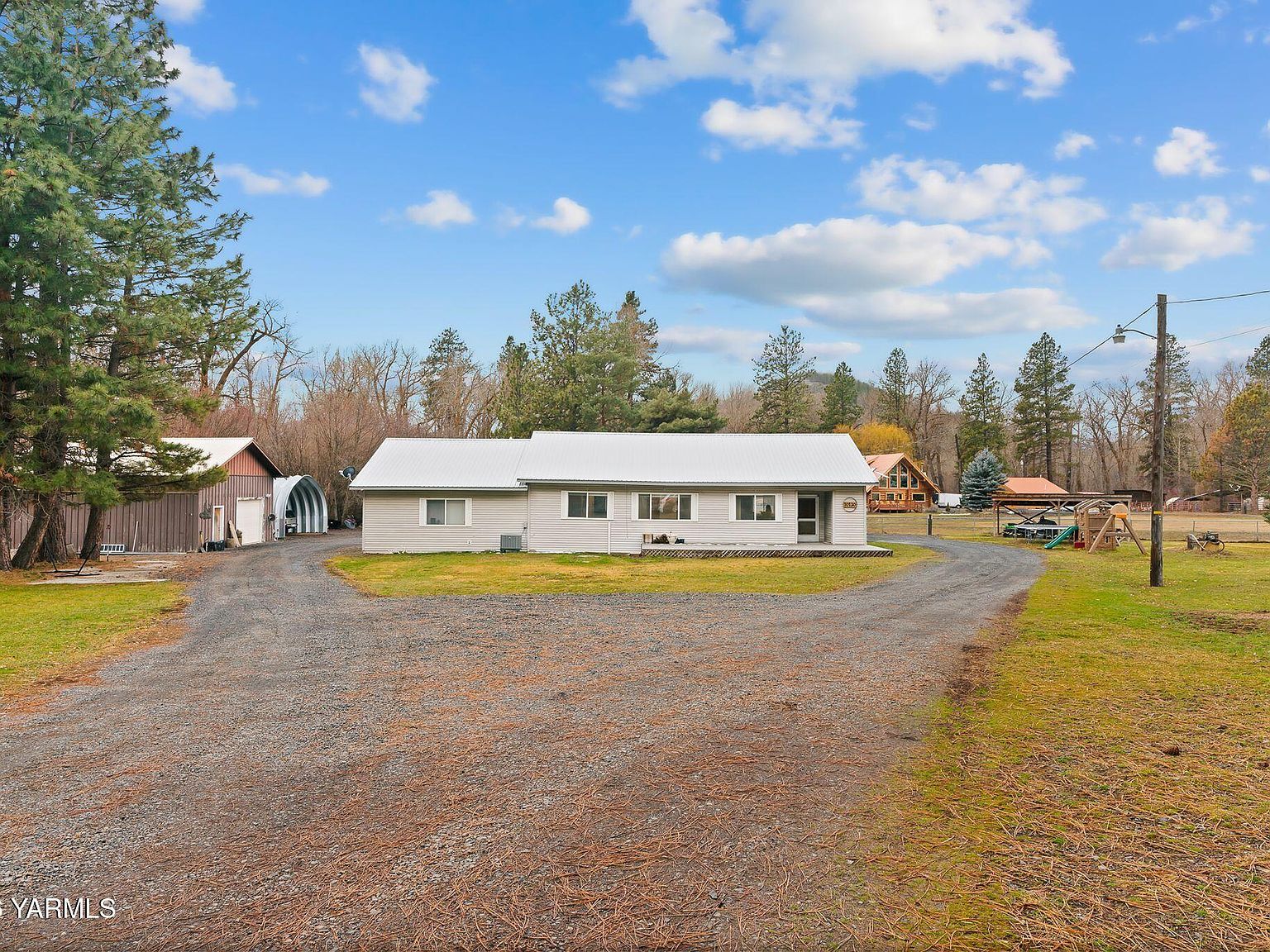 10130 State Highway 410 Naches, WA 98937 - Thumbnail 3