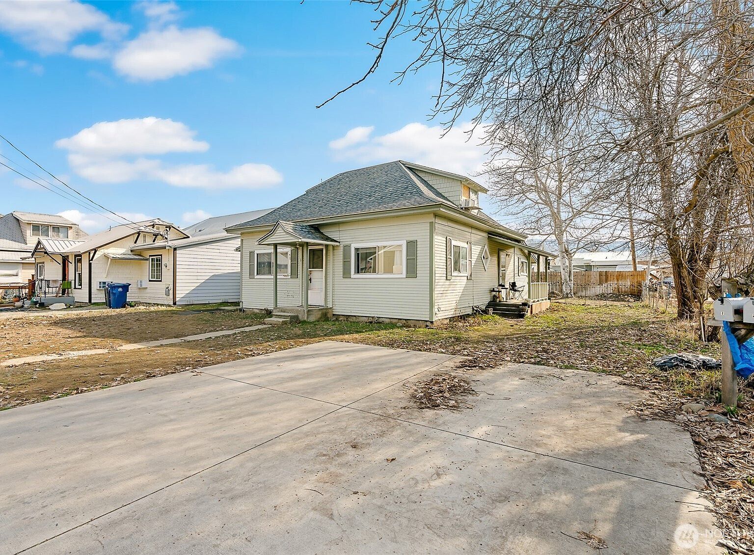 110 E Pleasant Ave #1 & 2 Cashmere, WA 98815 - Thumbnail 3