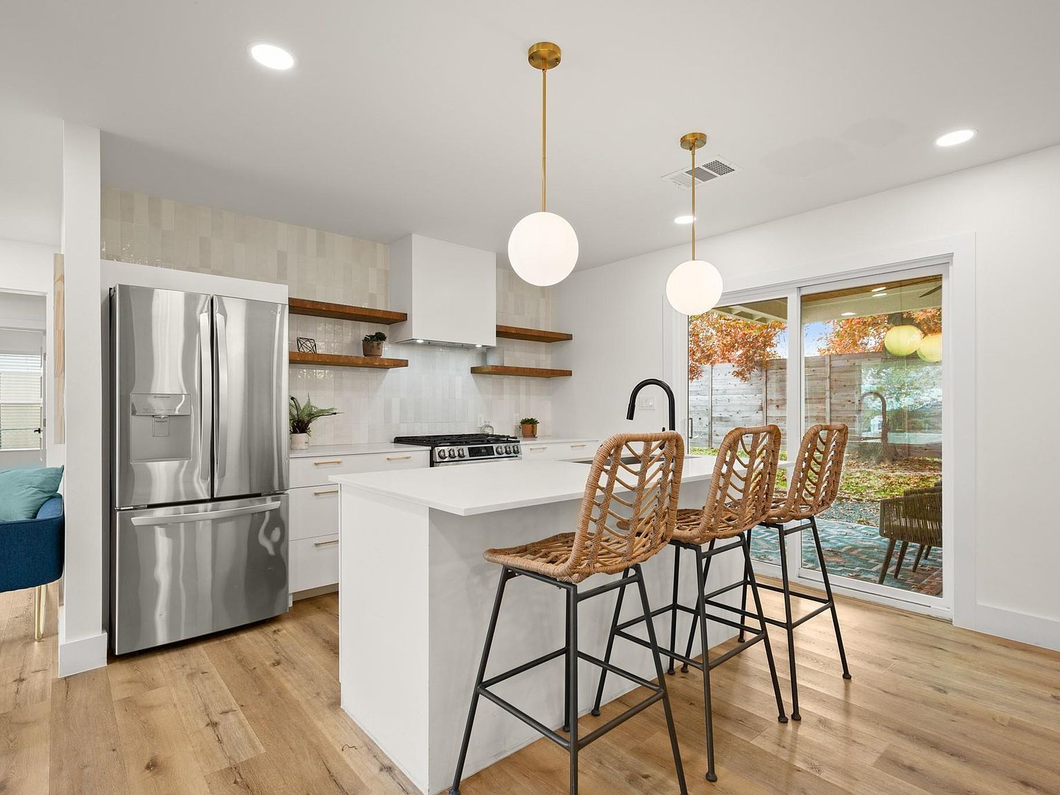 207 White Oak Dr Austin, TX 78753 - Thumbnail 3