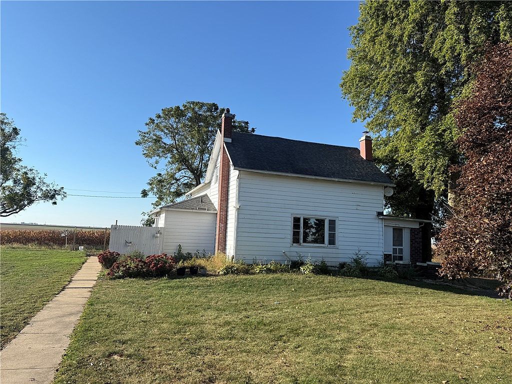 546 N 2400 East Rd Wellington, IL 60973 - Thumbnail 3