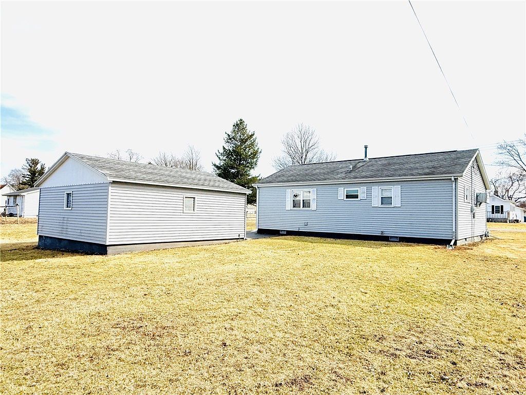 502 E McNeil Ave Hoopeston, IL 60942 - Thumbnail 3