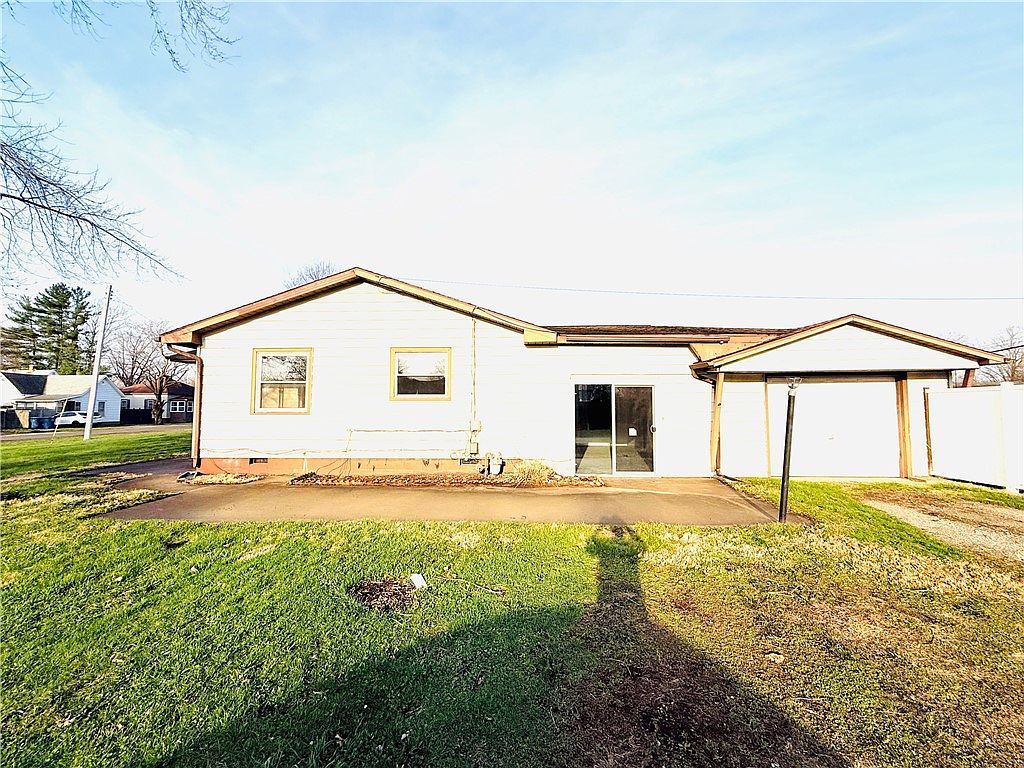 502 W Elm St Hoopeston, IL 60942 - Thumbnail 3