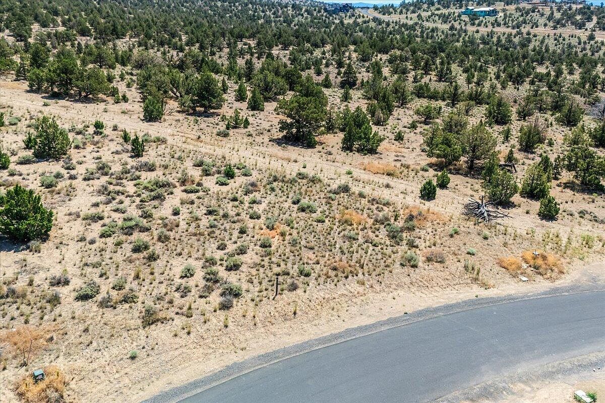 SW Spirit Rock Dr LOT 720 Powell Butte, OR 97753 - Thumbnail 3