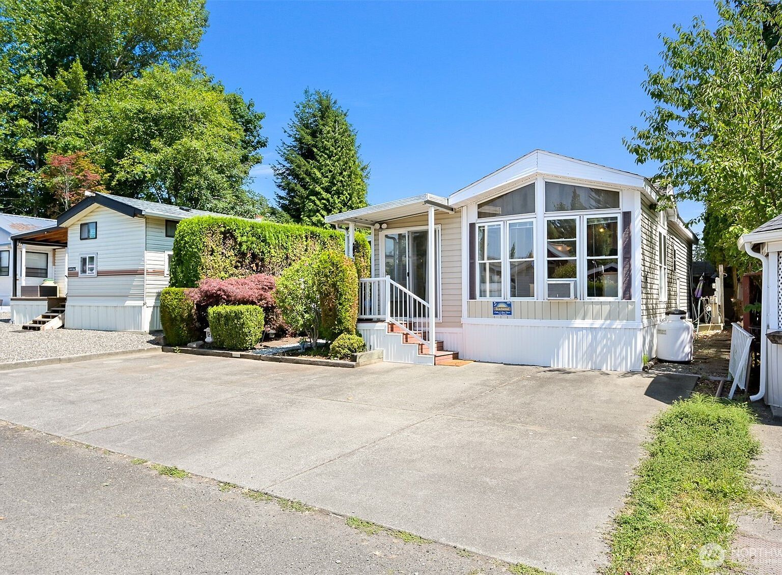 5001 Bay Rd #D134 Blaine, WA 98230 - Thumbnail 3