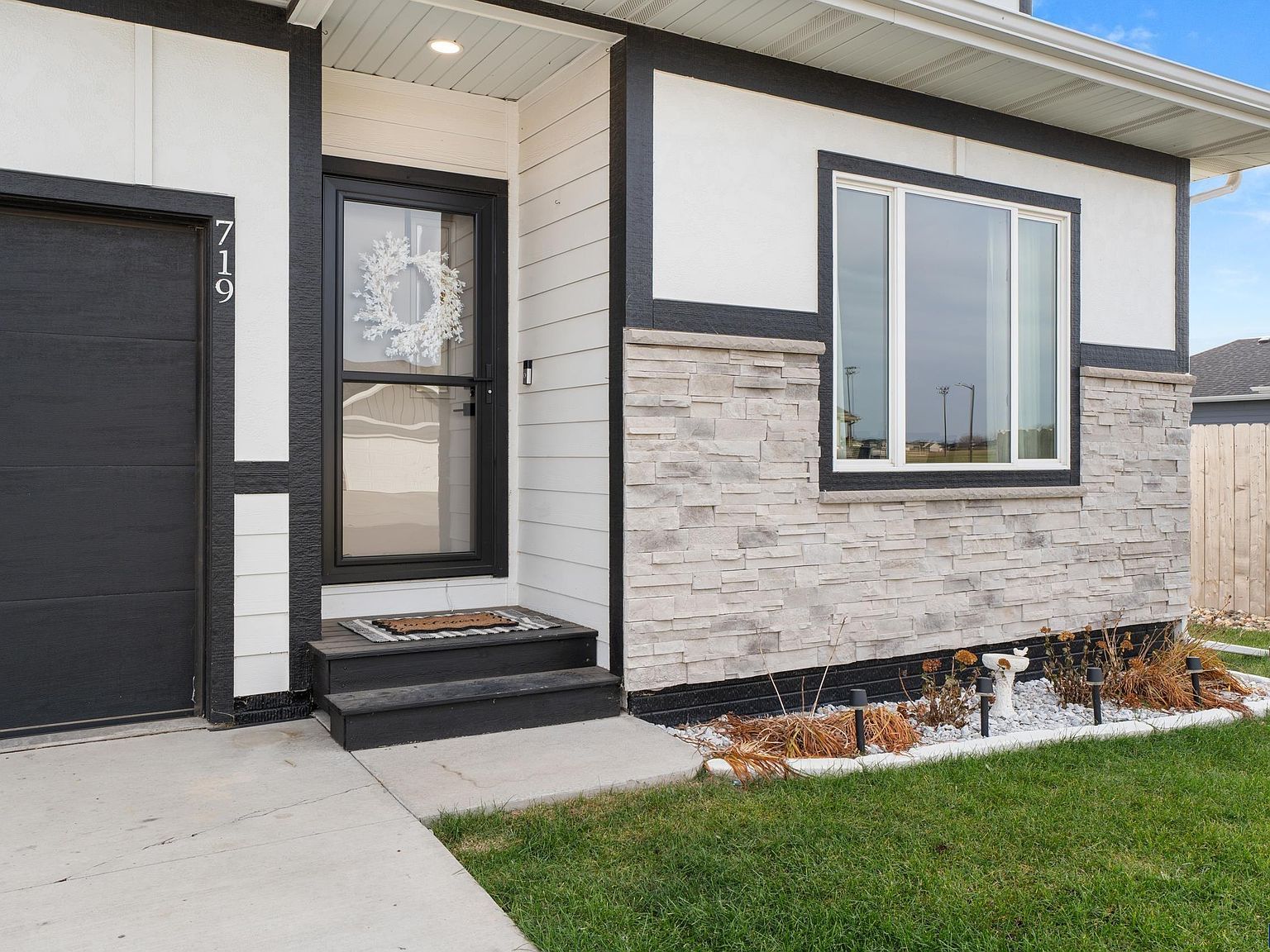 719 Prairieside Trl Harrisburg, SD 57032 - Thumbnail 3