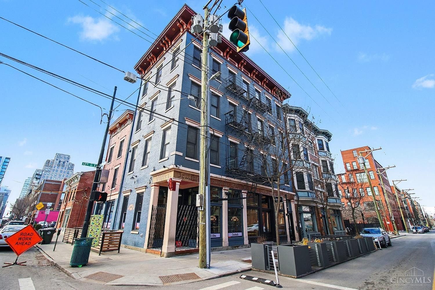 35 E 13th St Unit 202 Cincinnati, OH 45202 - Thumbnail 3