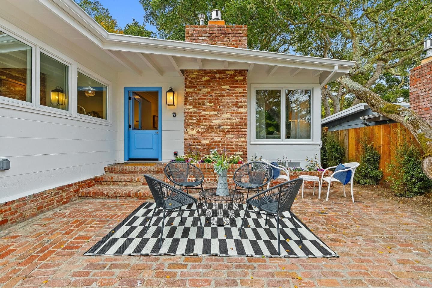 Santa Fe 4 Se Of Ocean Carmel, CA 93923 - Thumbnail 3