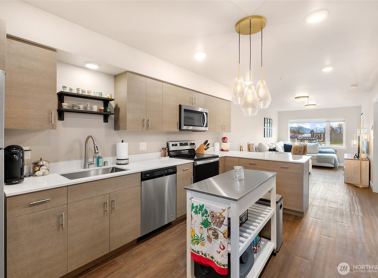 1882 Front St #302 Lynden, WA 98264 - Thumbnail 3