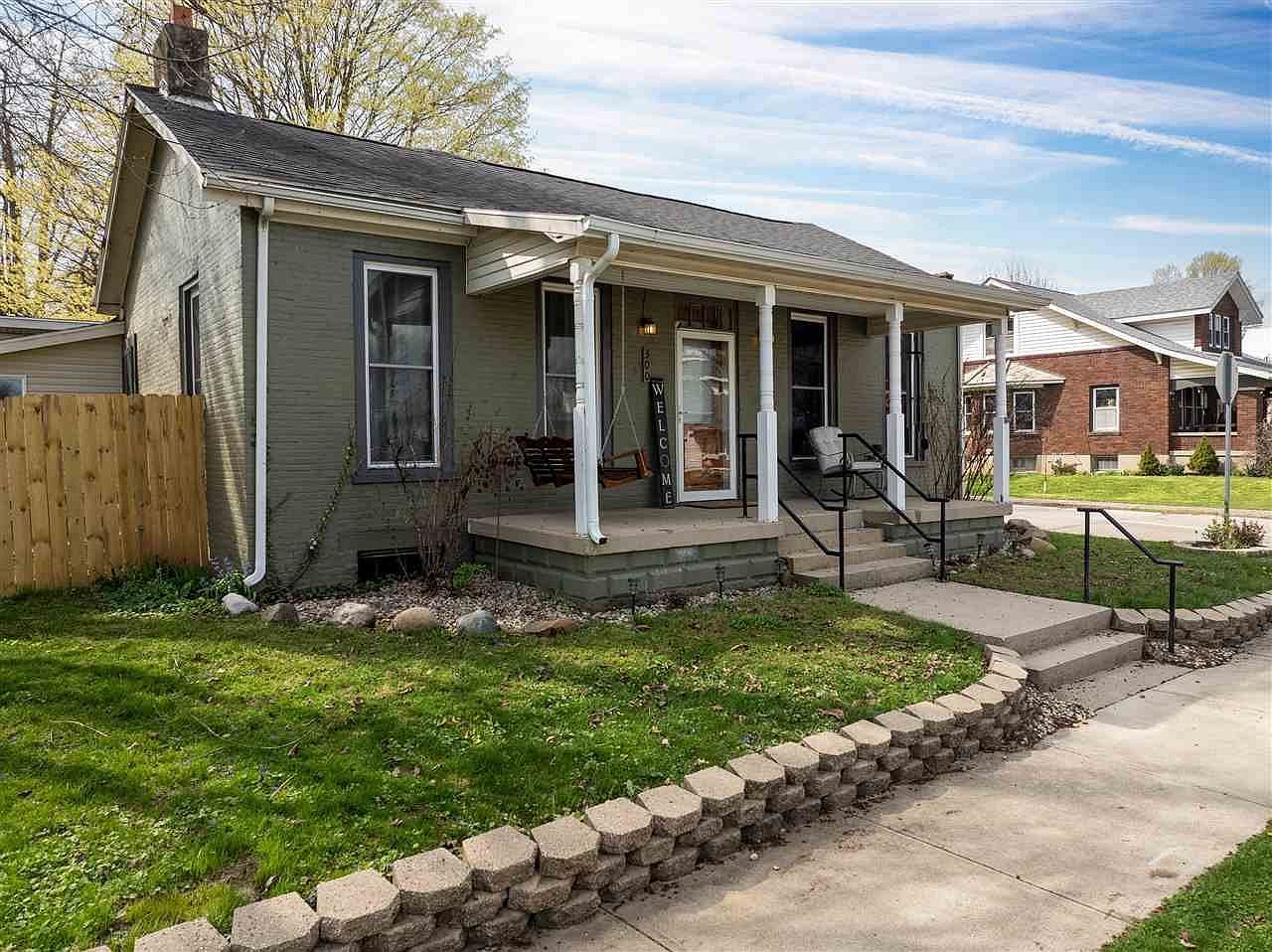 300 S Morton Ave Centerville, IN 47330 - Thumbnail 3