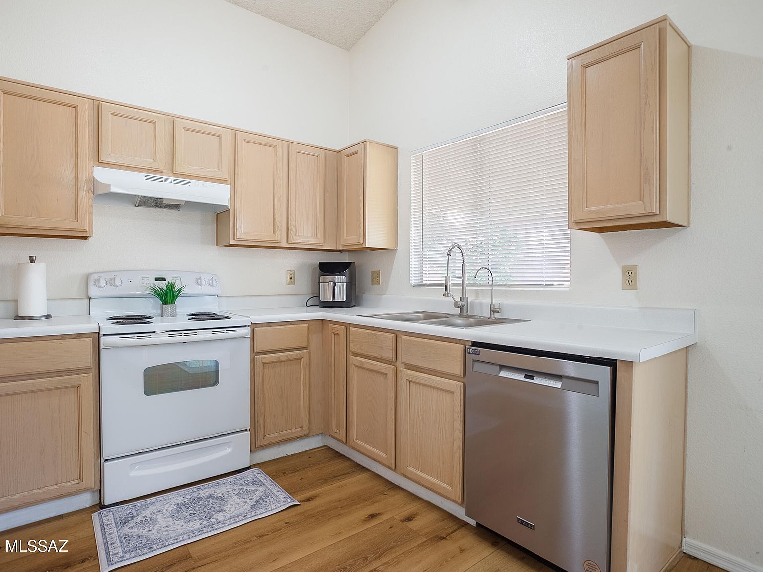 8845 E Apple Tree Dr Tucson, AZ 85730 - Thumbnail 3