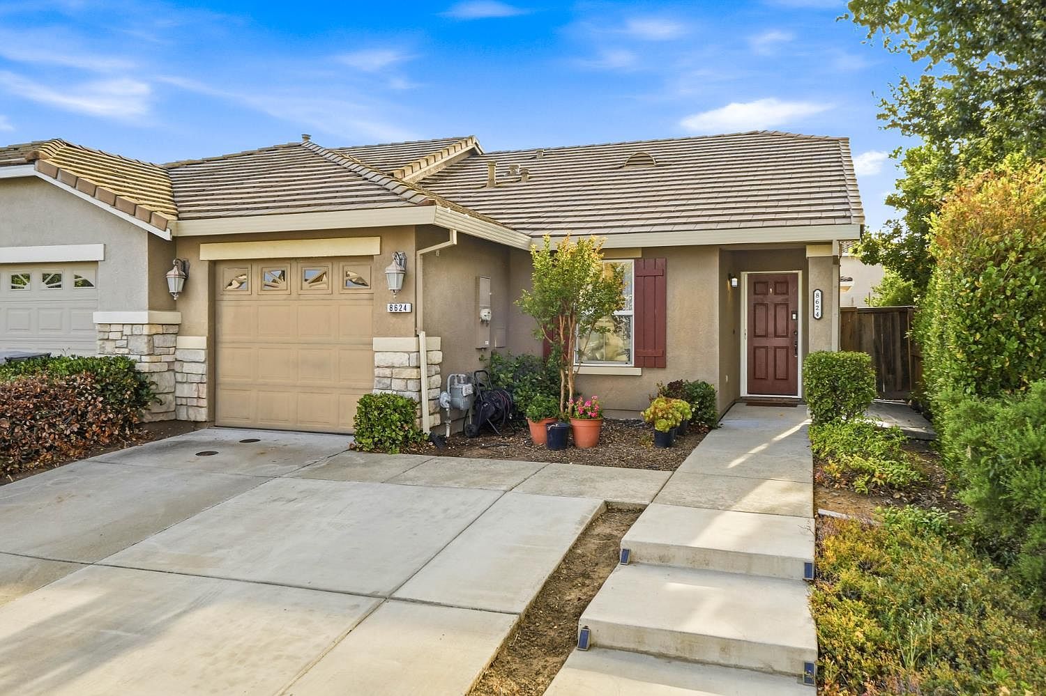 8624 W Wing Dr Elk Grove, CA 95758 - Thumbnail 3