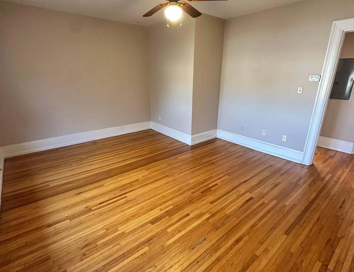 1400 Duncan Ave APT 9 Chattanooga, TN 37404 - Thumbnail 3