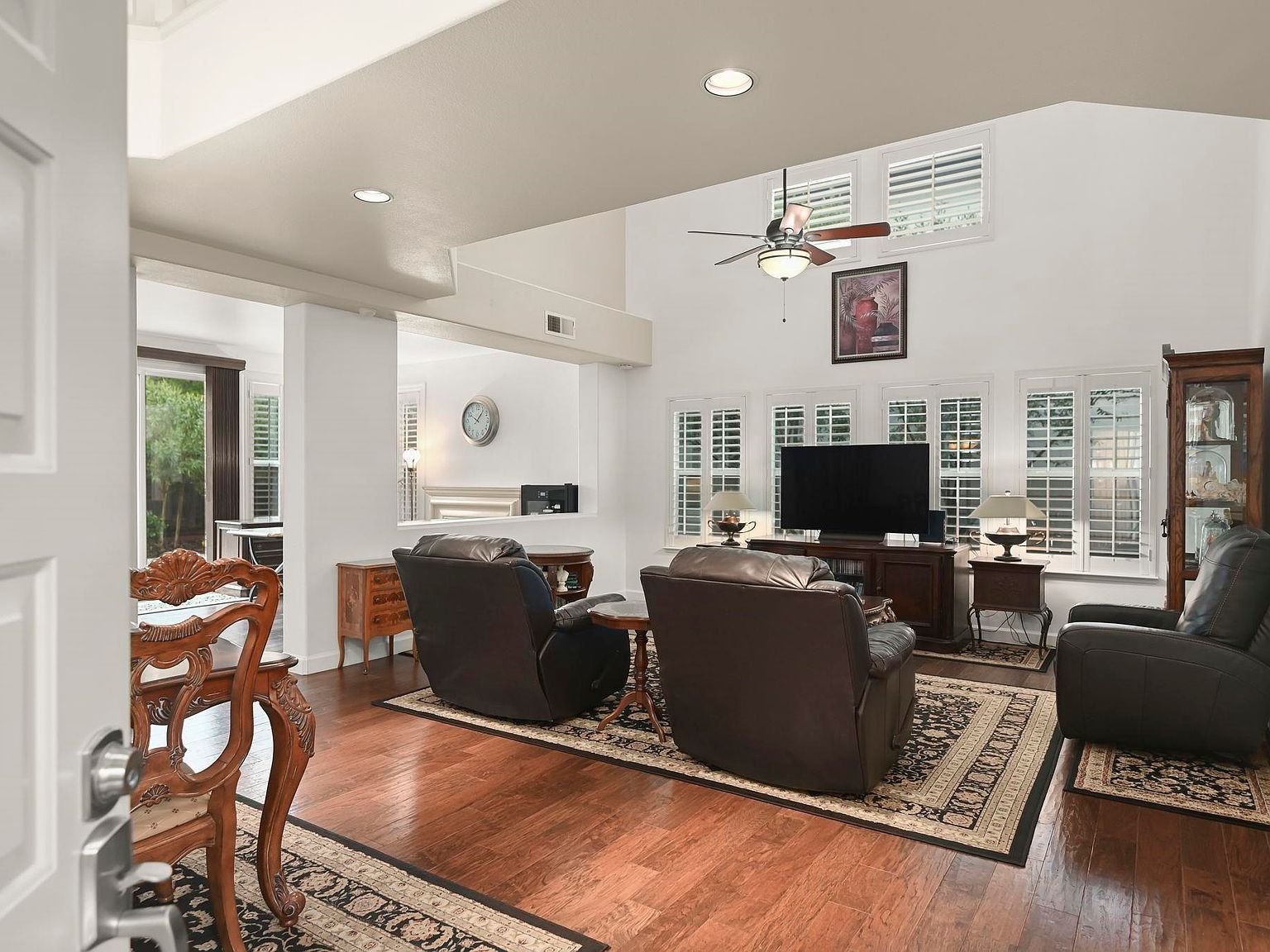 415 Orchard View Ave Martinez, CA 94553 - Thumbnail 3