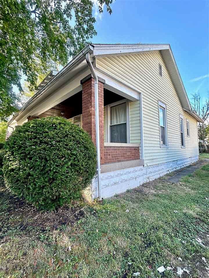 440 W 7th St Connersville, IN 47331 - Thumbnail 3