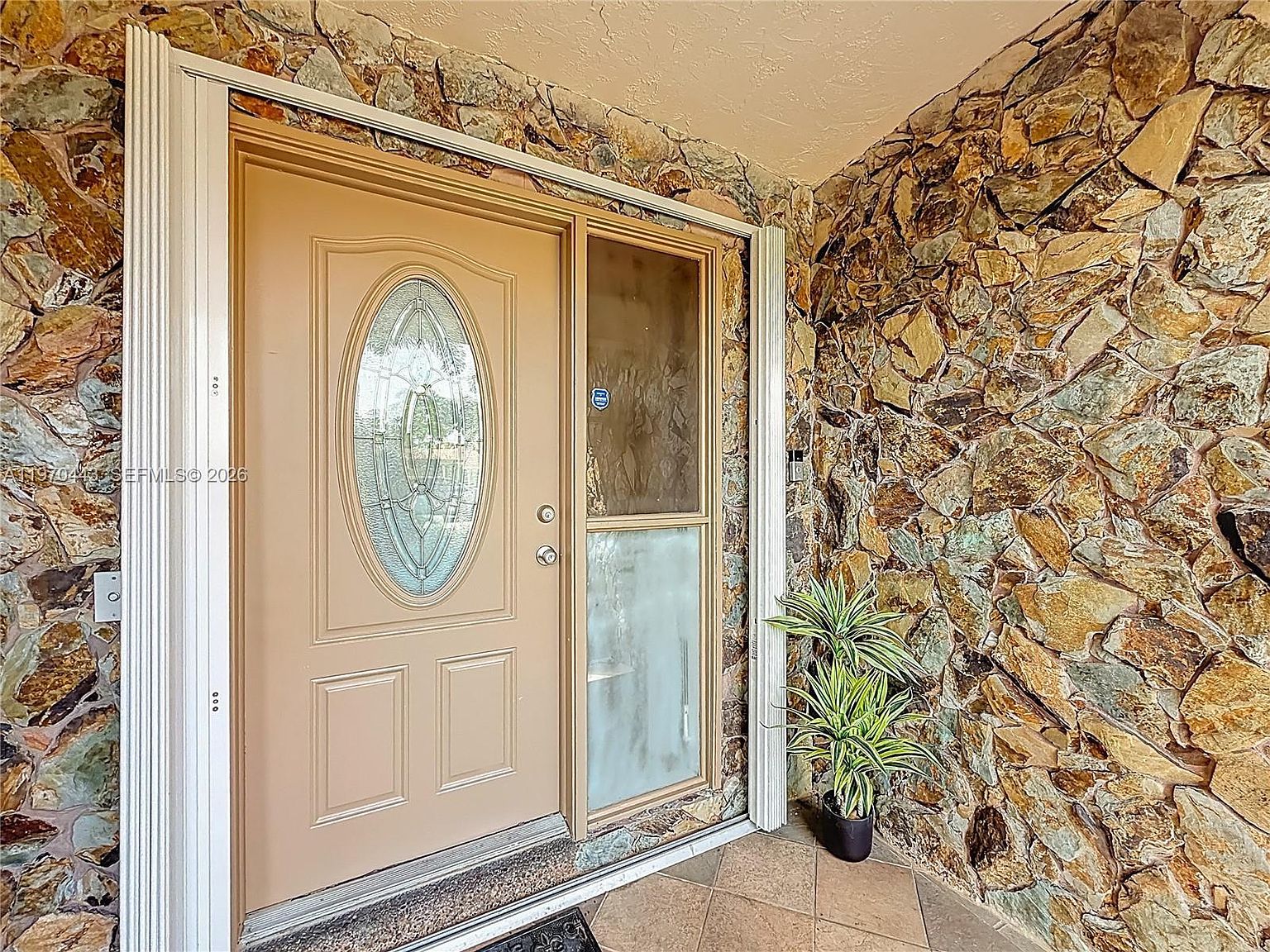 4241 NW 74th Ave Lauderhill, FL 33319 - Thumbnail 3