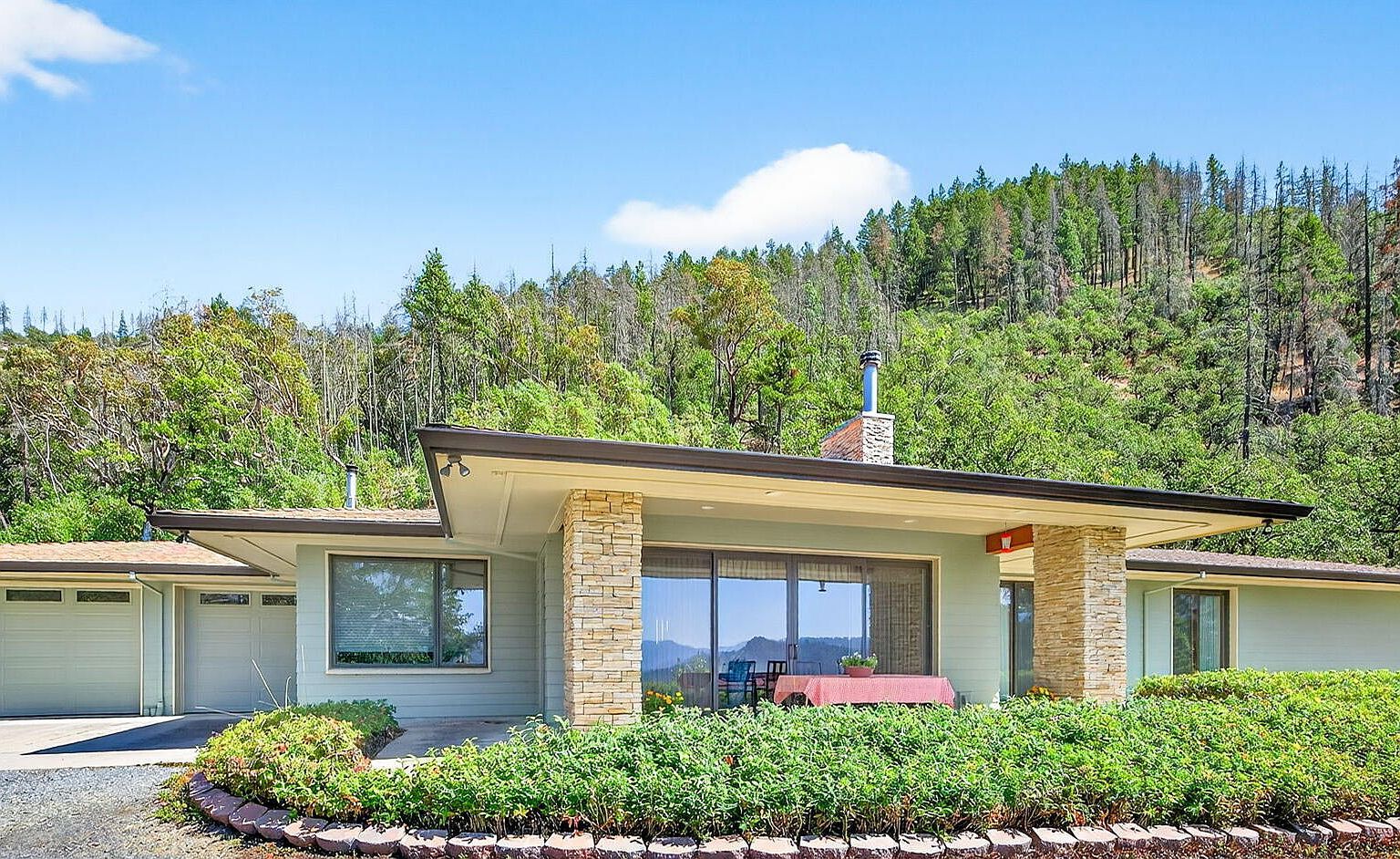 615 Tumbleweed Trl Jacksonville, OR 97530 - Thumbnail 3