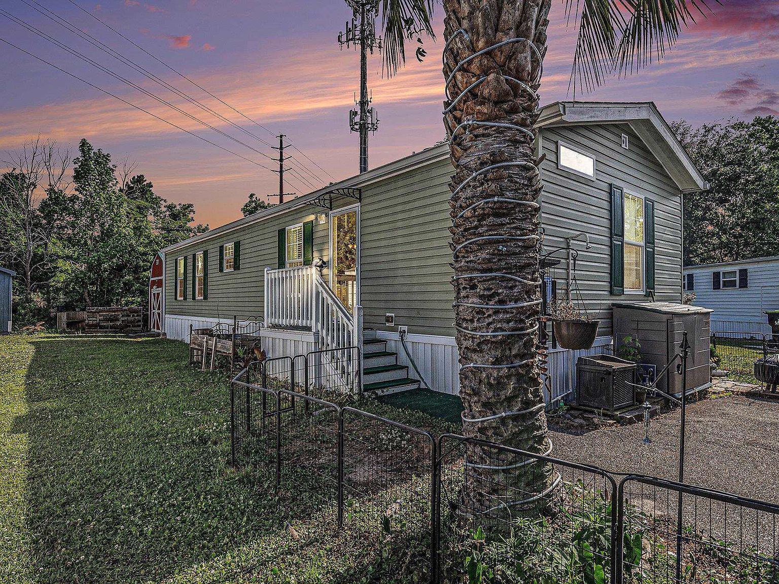 34 Shamrock Cir Murrells Inlet, SC 29576 - Thumbnail 3