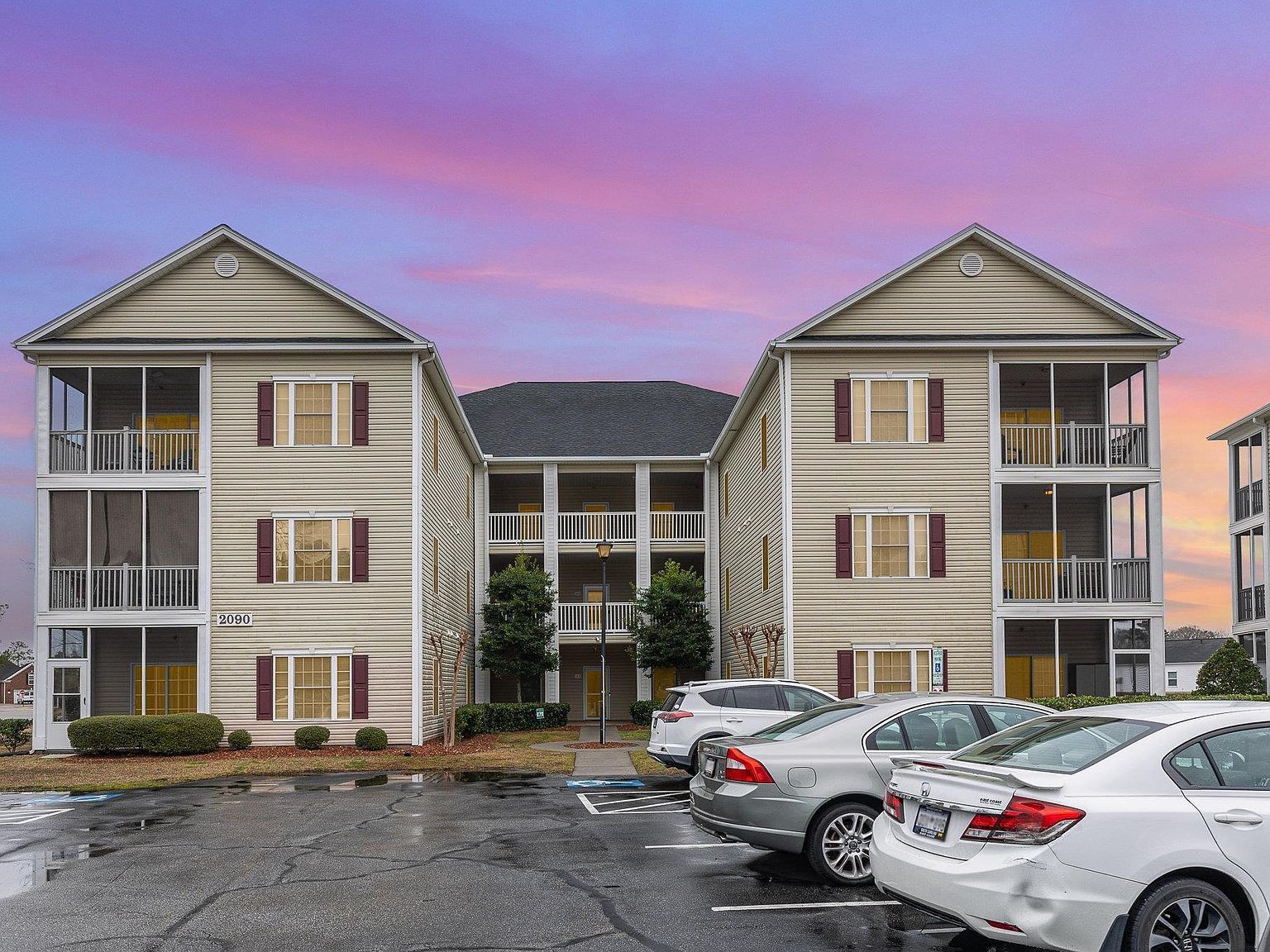 2090 Cross Gate Blvd UNIT 205 Myrtle Beach, SC 29575 - Thumbnail 3