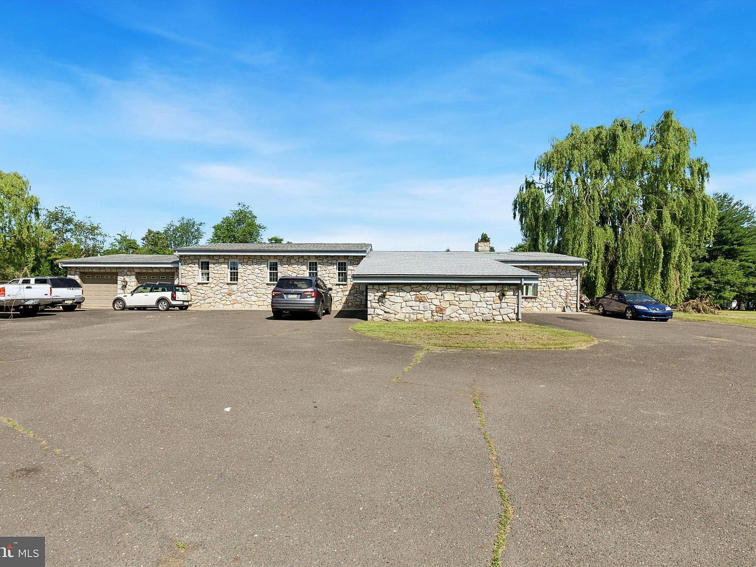 290 Hatboro Rd Ivyland, PA 18974 - Thumbnail 3