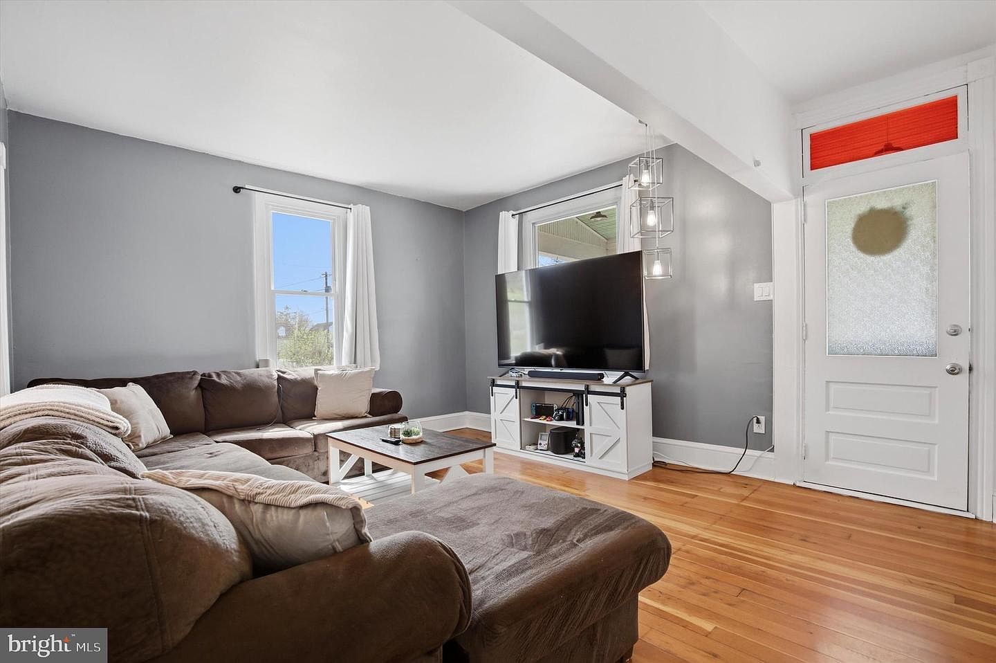 429 Main St Green Lane, PA 18054 - Thumbnail 3