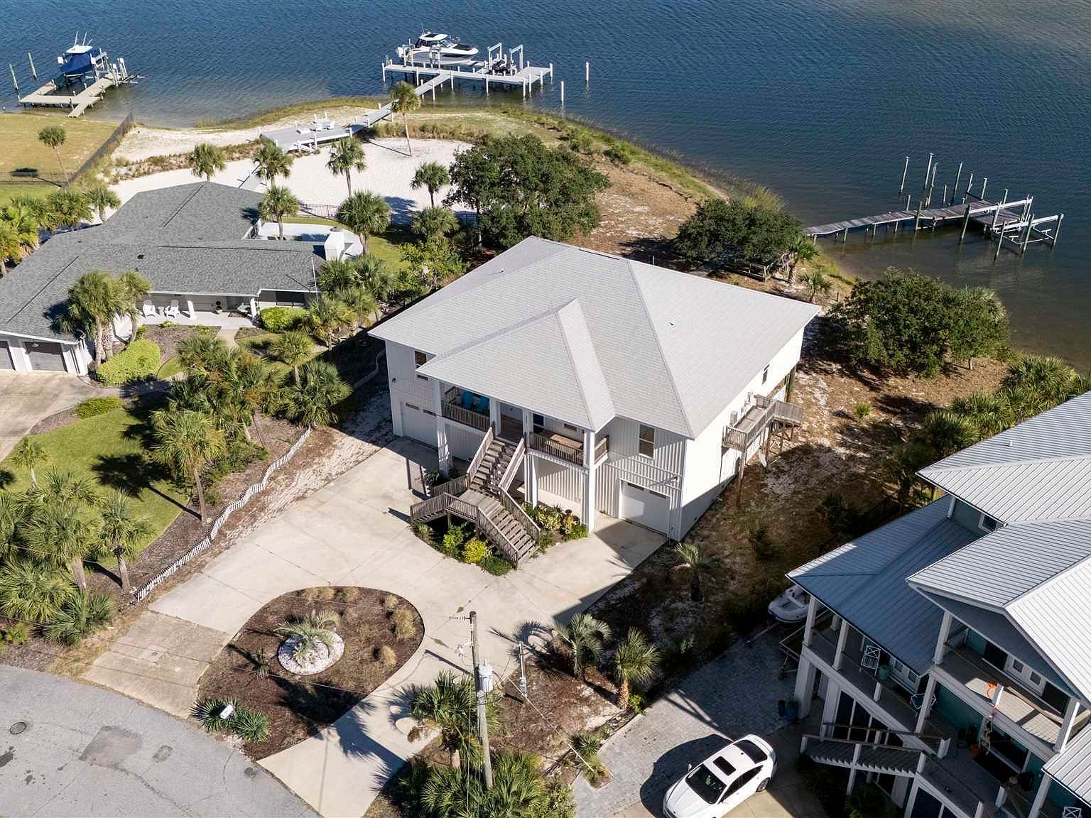 252 Sabine Dr Pensacola Beach, FL 32561 - Thumbnail 3