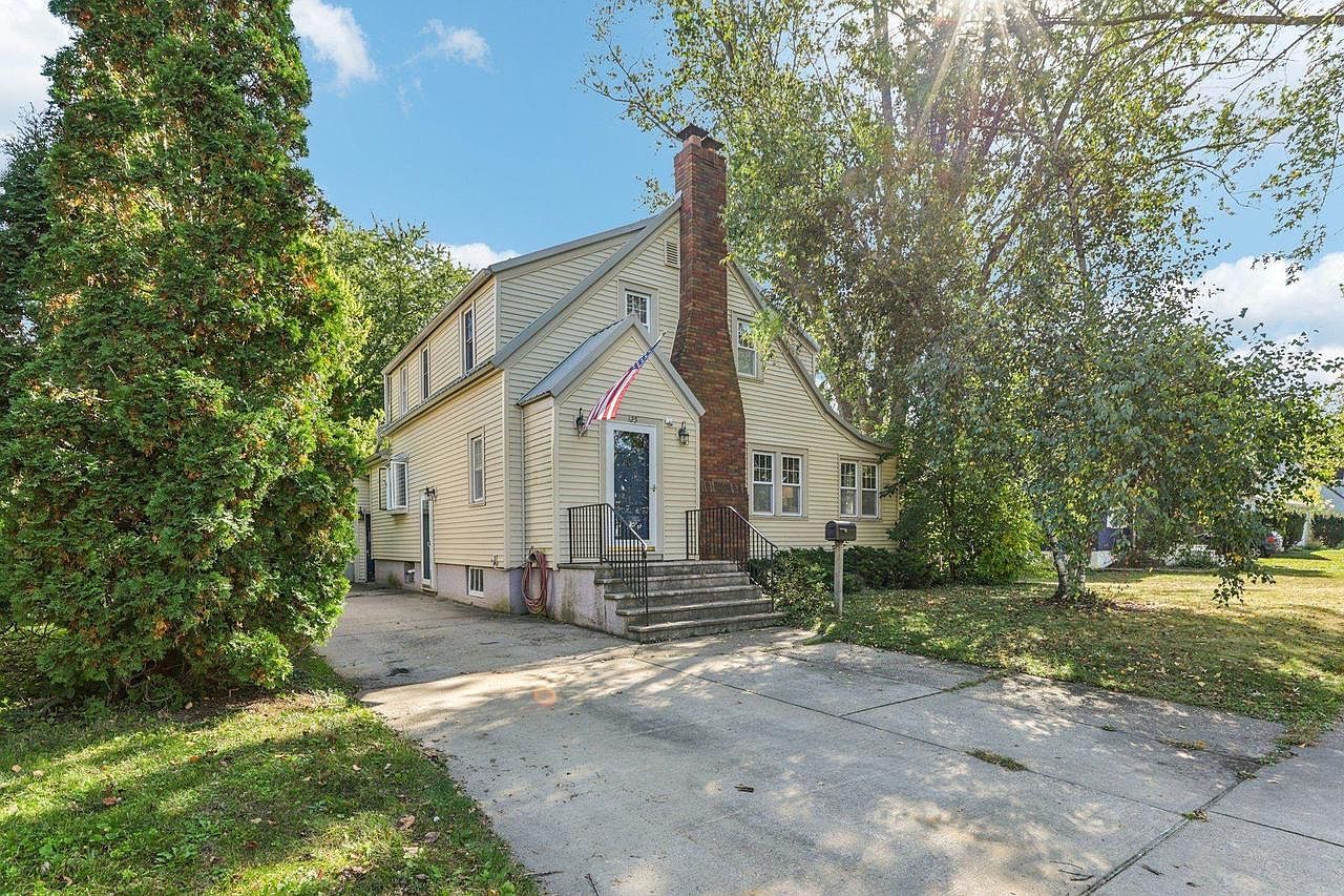 325 Warren Ave Reedsburg, WI 53959 - Thumbnail 3