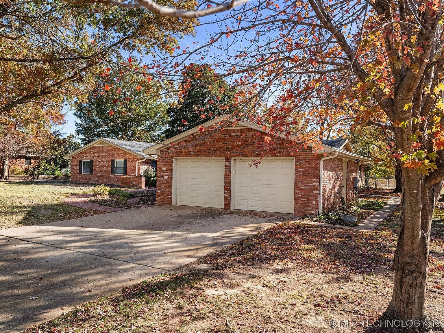 941 SE Paddock Ct Bartlesville, OK 74006 - Thumbnail 3