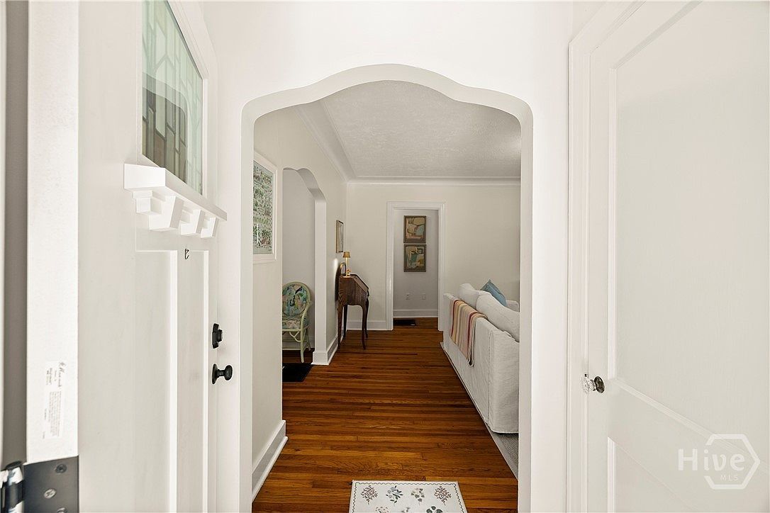 1318 E 51st St Savannah, GA 31404 - Thumbnail 3