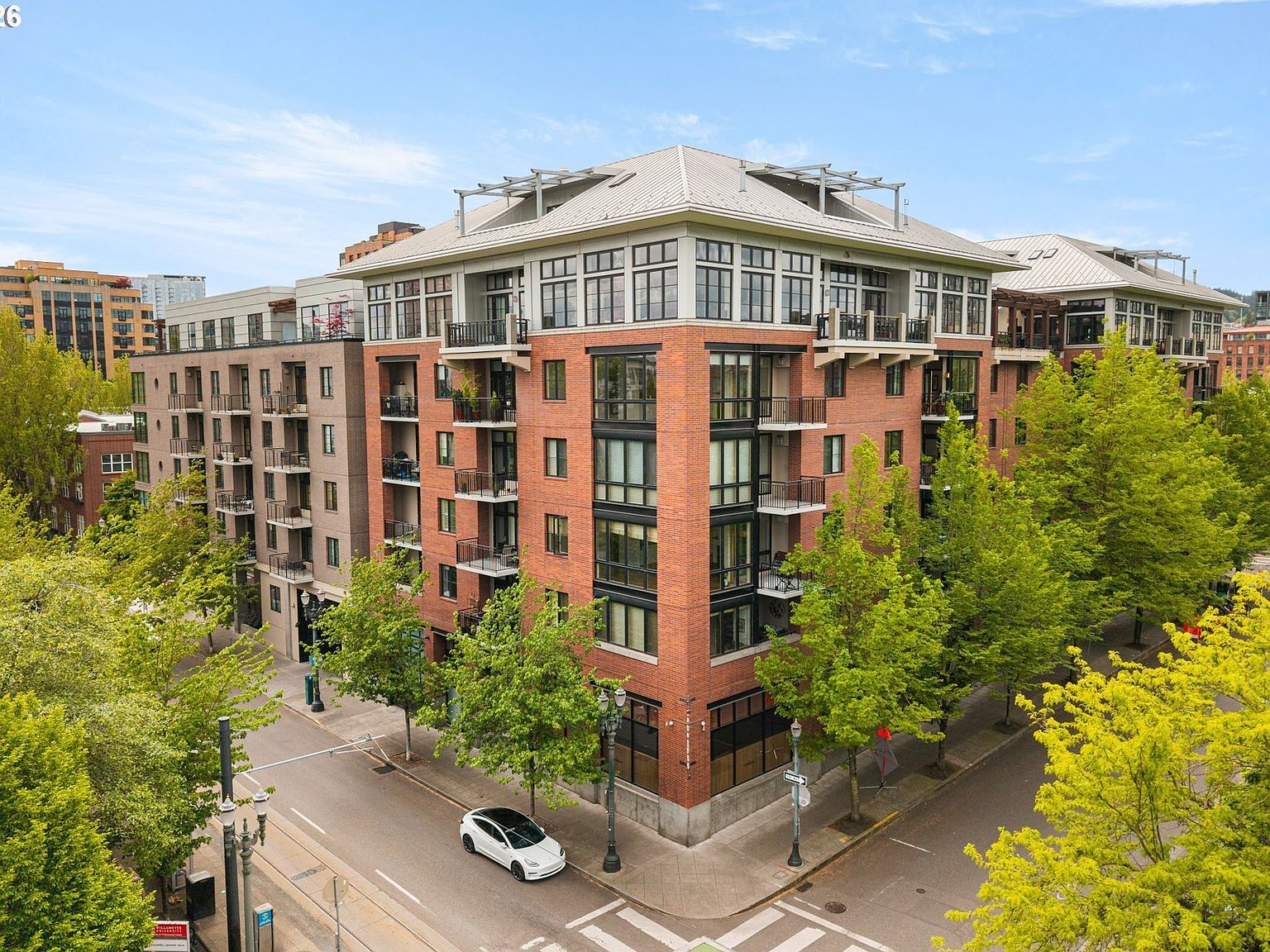 1030 NW Johnson St APT 523 Portland, OR 97209 - Thumbnail 3