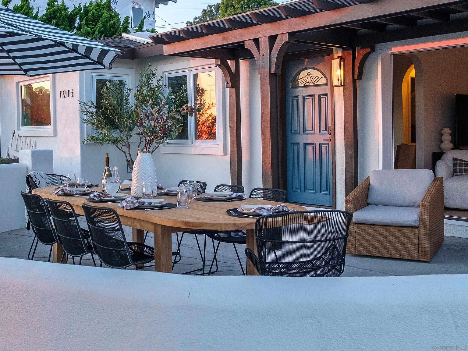 1915 Montgomery Ave Cardiff, CA 92007 - Thumbnail 3