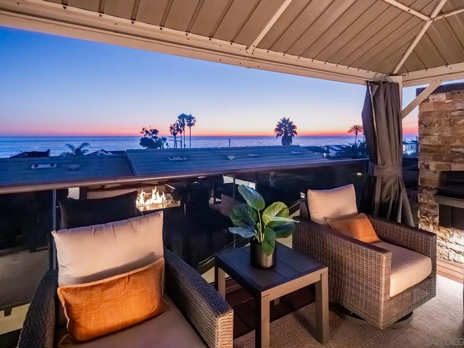 187 Cherry Ave Carlsbad, CA 92008 - Thumbnail 3