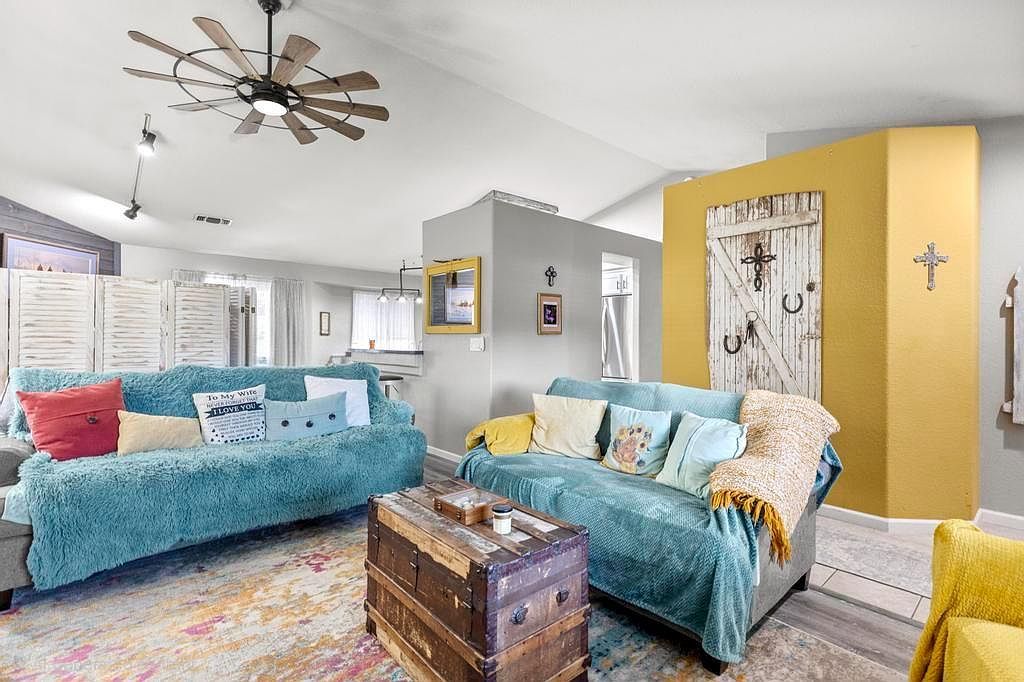 1665 Michelle Dr Yuba City, CA 95993 - Thumbnail 3