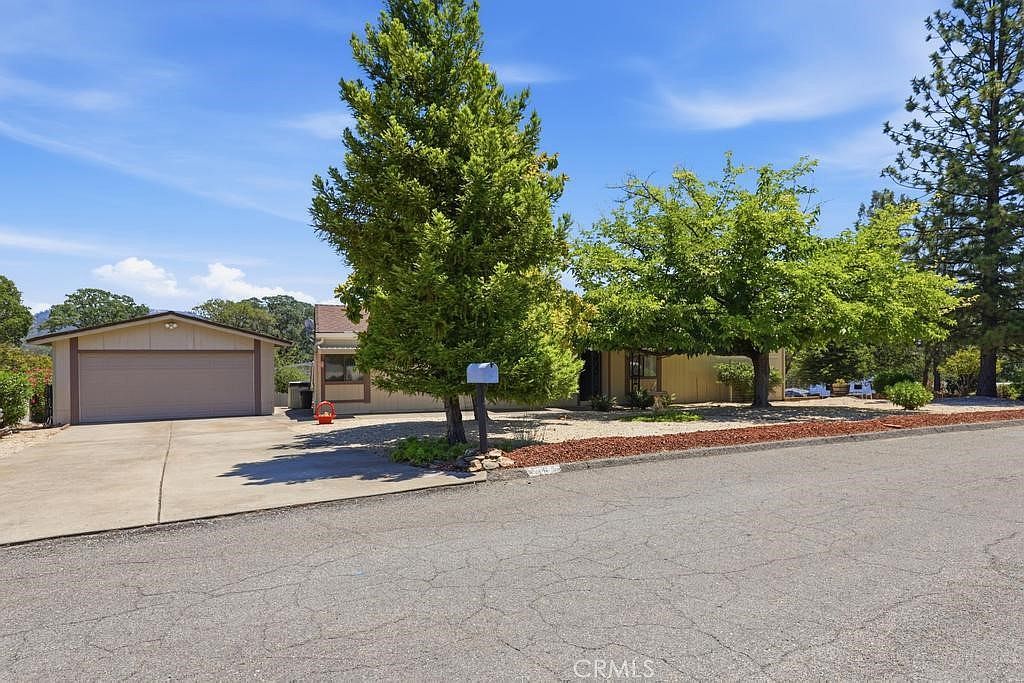 16 Harbor Ct Oroville, CA 95966 - Thumbnail 3