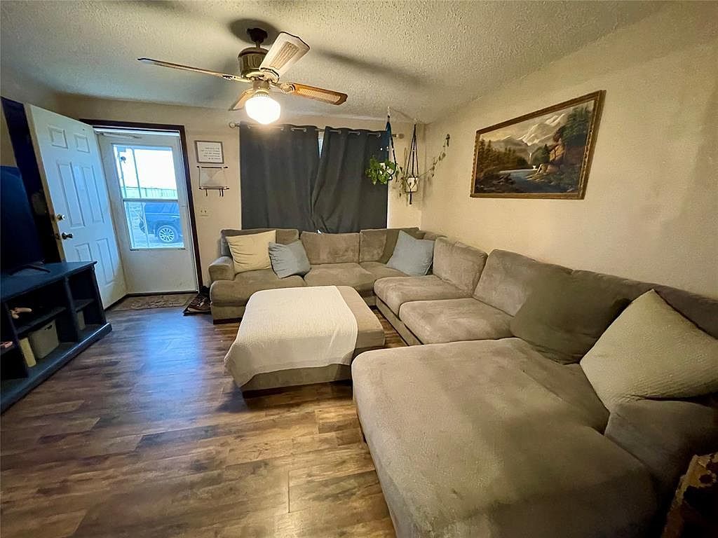 111 Sterling Dr Chickasha, OK 73018 - Thumbnail 3