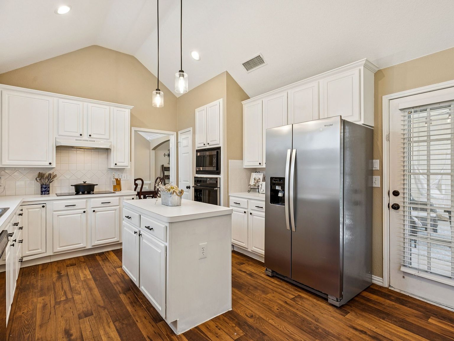 5437 Yellowstone Trl Fort Worth, TX 76137 - Thumbnail 3