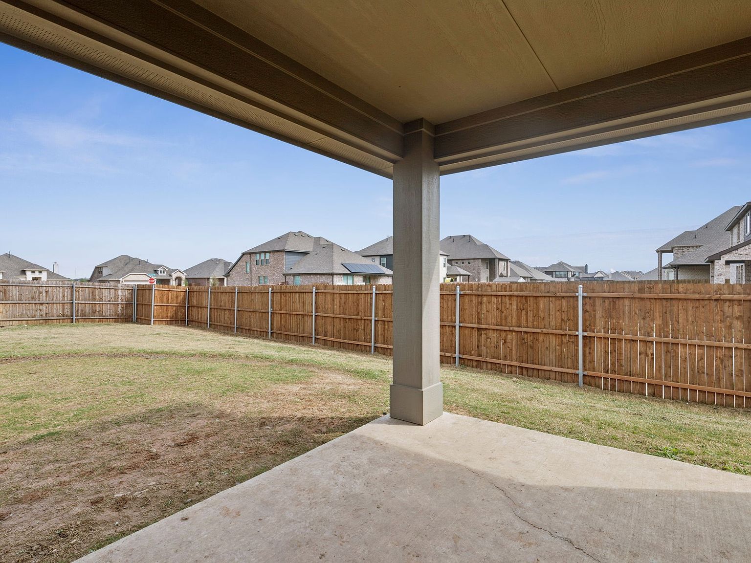 225 Clairmont Dr Ponder, TX 76259 - Thumbnail 3