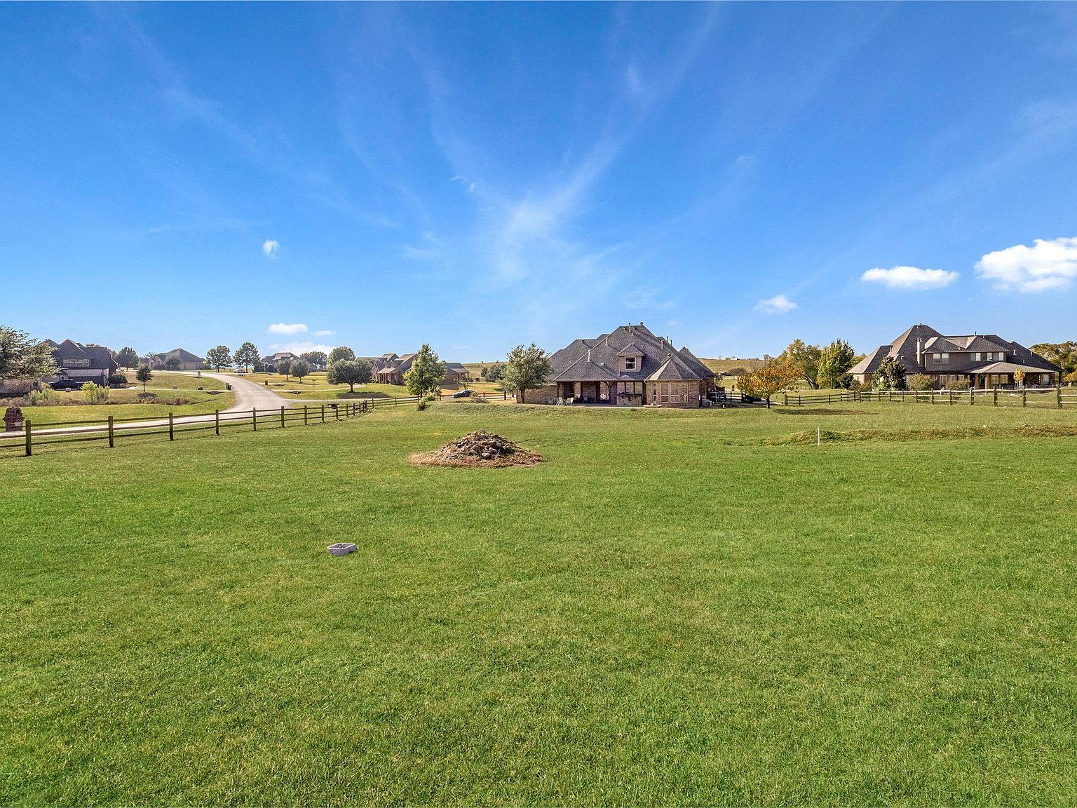 12040 Erin Ln Fort Worth, TX 76179 - Thumbnail 3