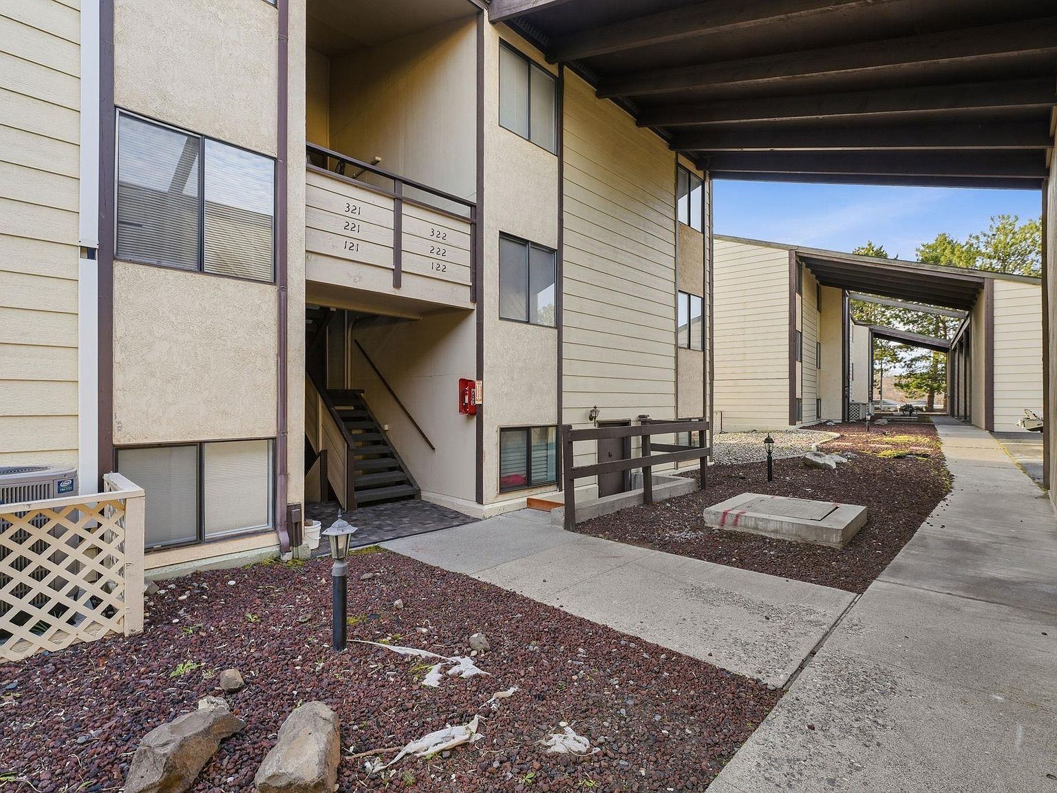 303 Gage Blvd APT 322 Richland, WA 99352 - Thumbnail 3