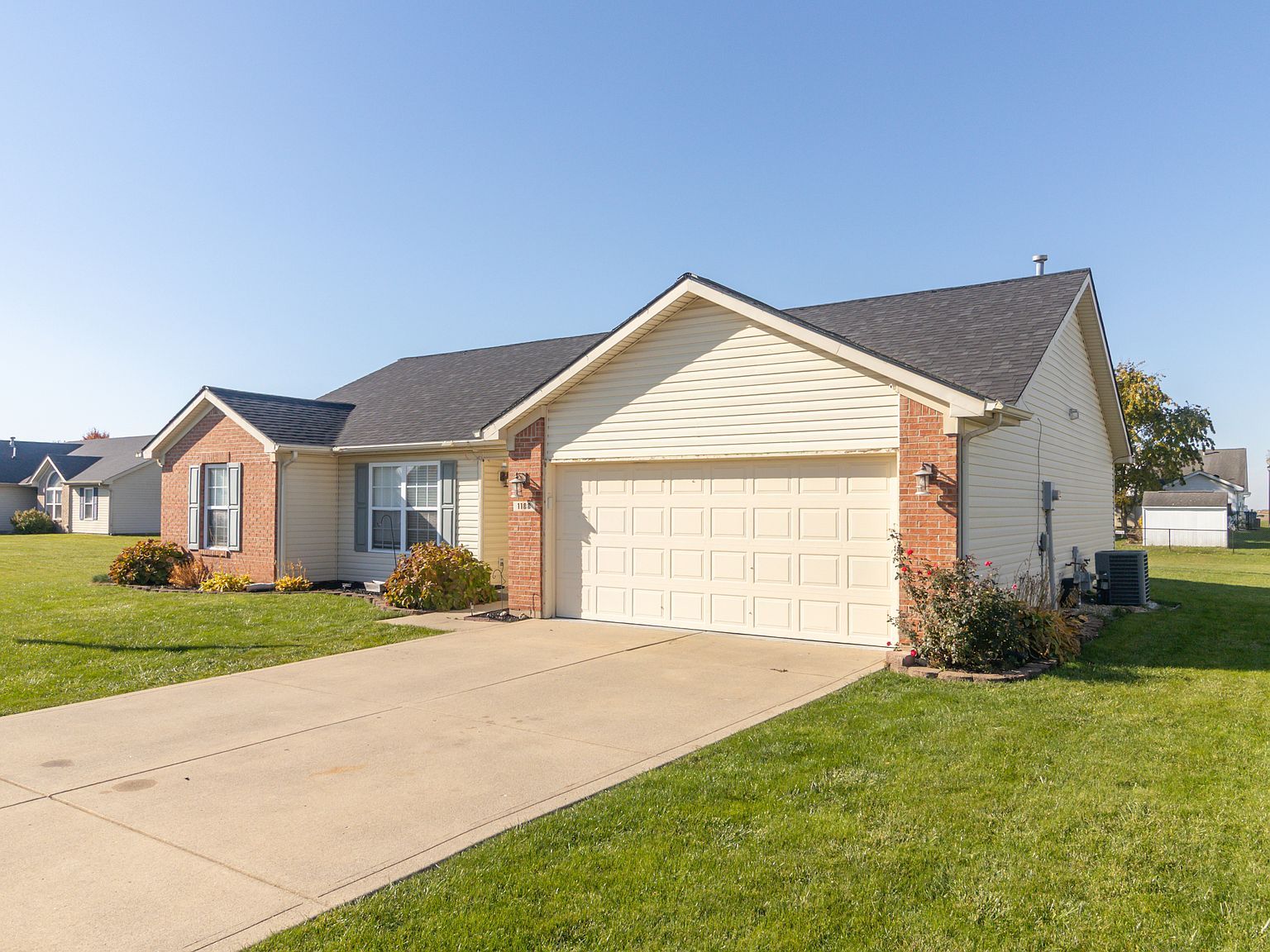 1188 Orphant Annie Dr Greenfield, IN 46140 - Thumbnail 3