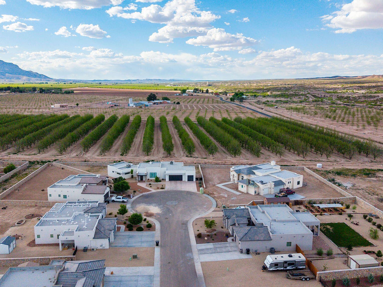 7557 Sussex Ct Las Cruces, NM 88007 - Thumbnail 3